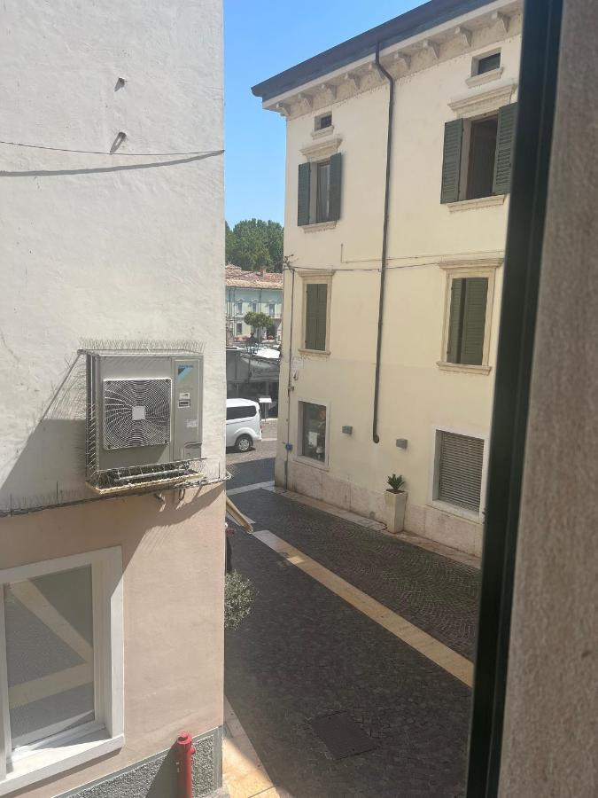 La Torretta Apartment Peschiera del Garda Zewnętrze zdjęcie
