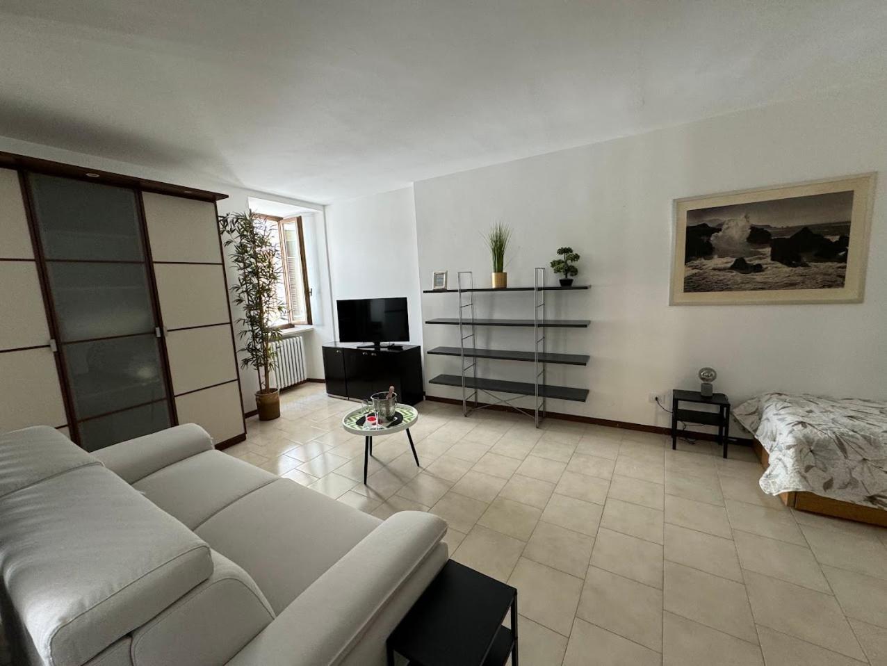 La Torretta Apartment Peschiera del Garda Zewnętrze zdjęcie