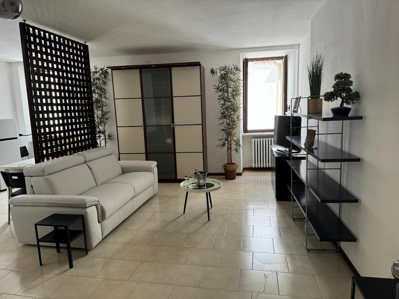 La Torretta Apartment Peschiera del Garda Zewnętrze zdjęcie
