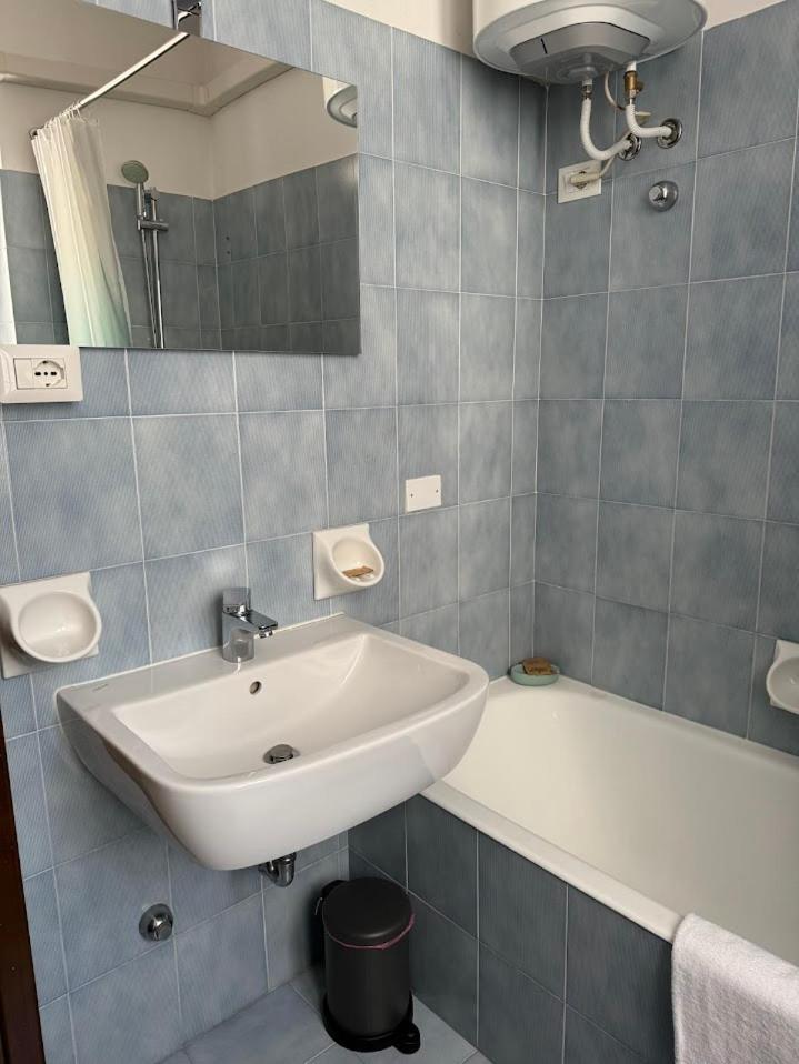 La Torretta Apartment Peschiera del Garda Zewnętrze zdjęcie